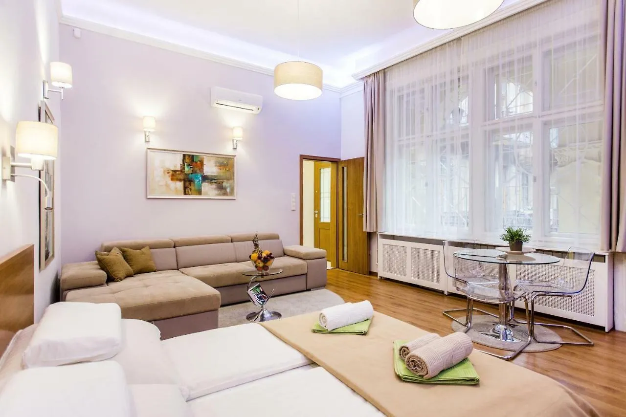 Downtown Design Flat Apartment Budapest 0*,